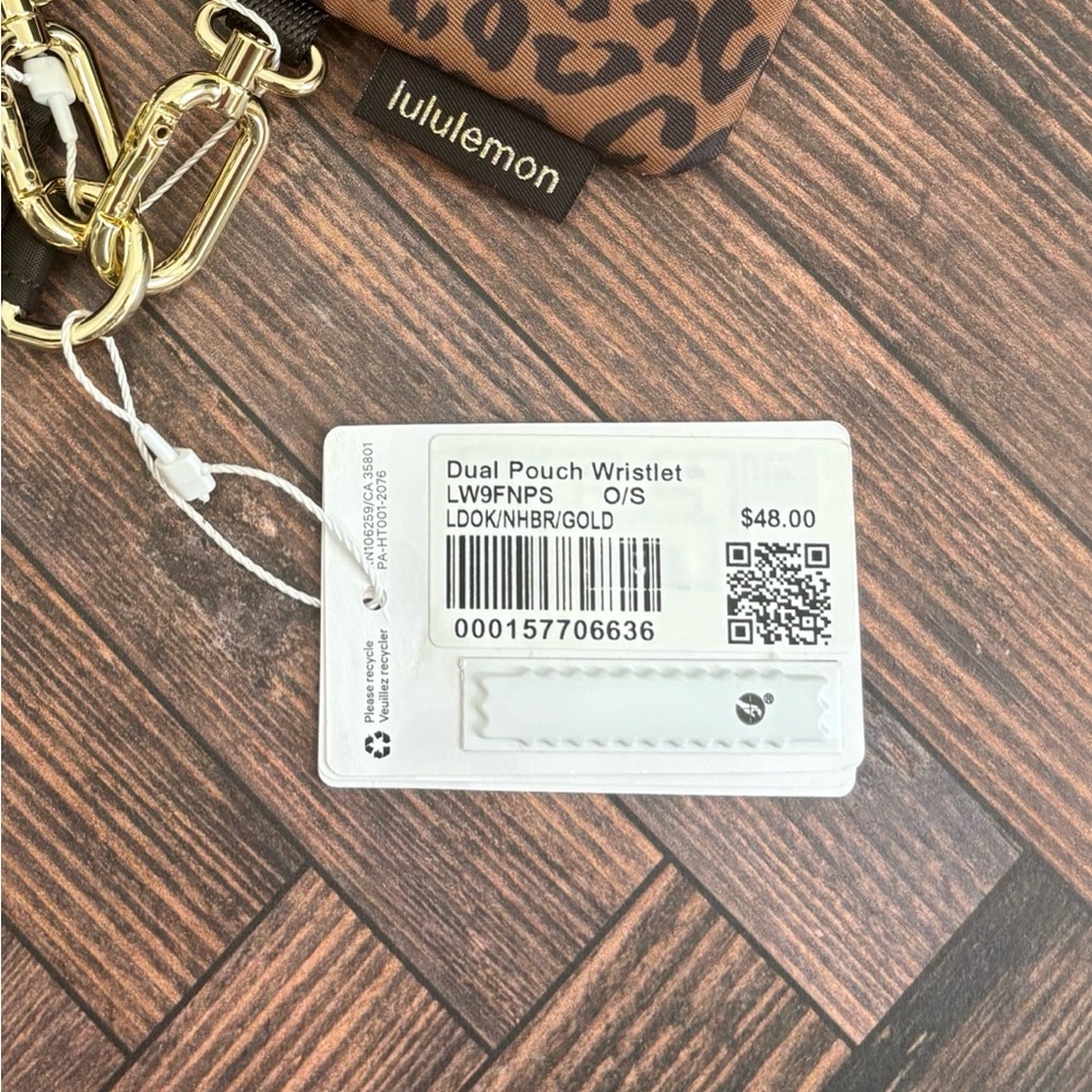 NWT Lululemon Dual Pouch Wristlet In Leopardo Shift Midi Desert Khaki - Picture 8 of 8